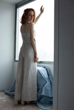 Load image into Gallery viewer, LINEN JUMPSUIT - Ivory
